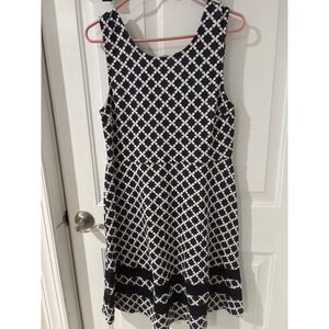 Sleeveless Fit & Flare Dress Navy Blue White Print Casual - Size Large‎